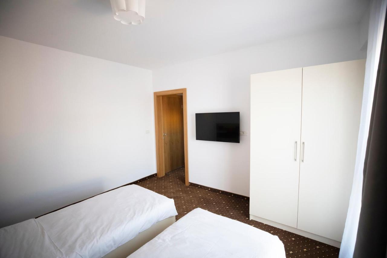 تيميشورا 1Hotels المظهر الخارجي الصورة