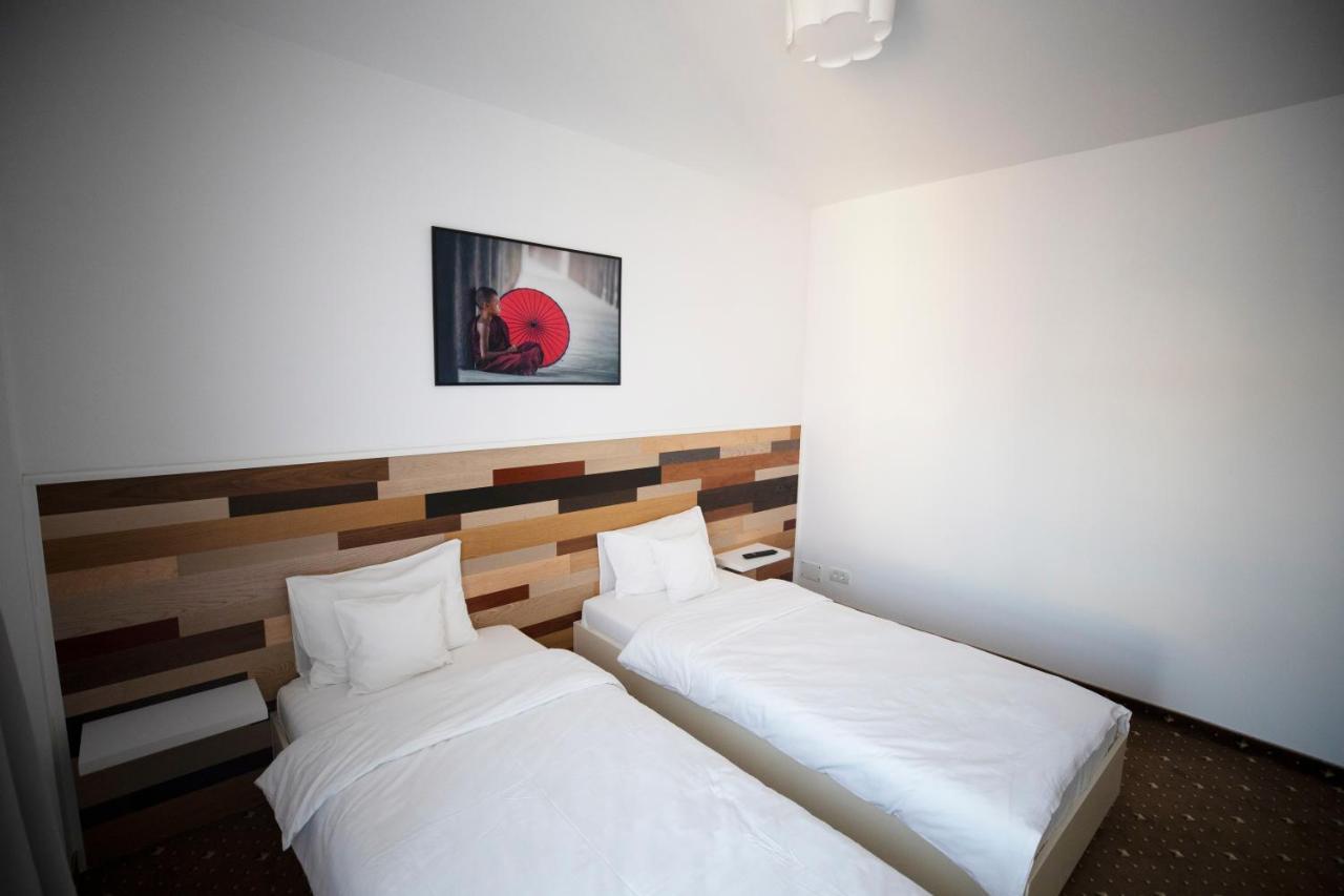 تيميشورا 1Hotels المظهر الخارجي الصورة